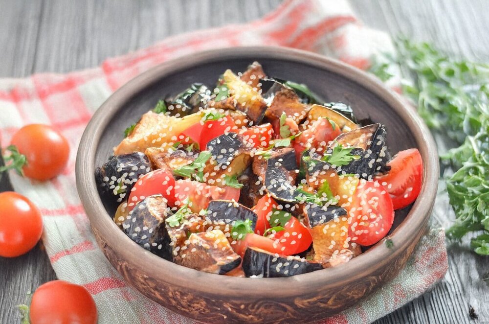 Crispy Eggplants with Tomatoes in Sweet and Sour Sauce