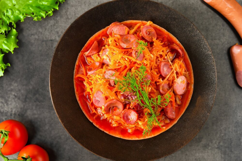 Braised Sauerkraut with Sausages