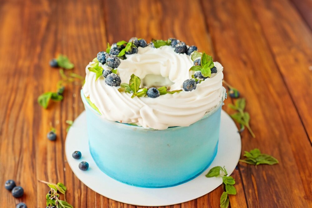 Cake with Raisins and Walnuts