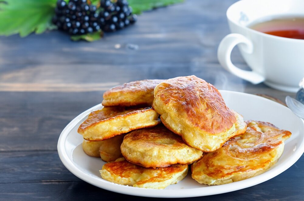  Quick Pancakes with Dry Yeast and Milk